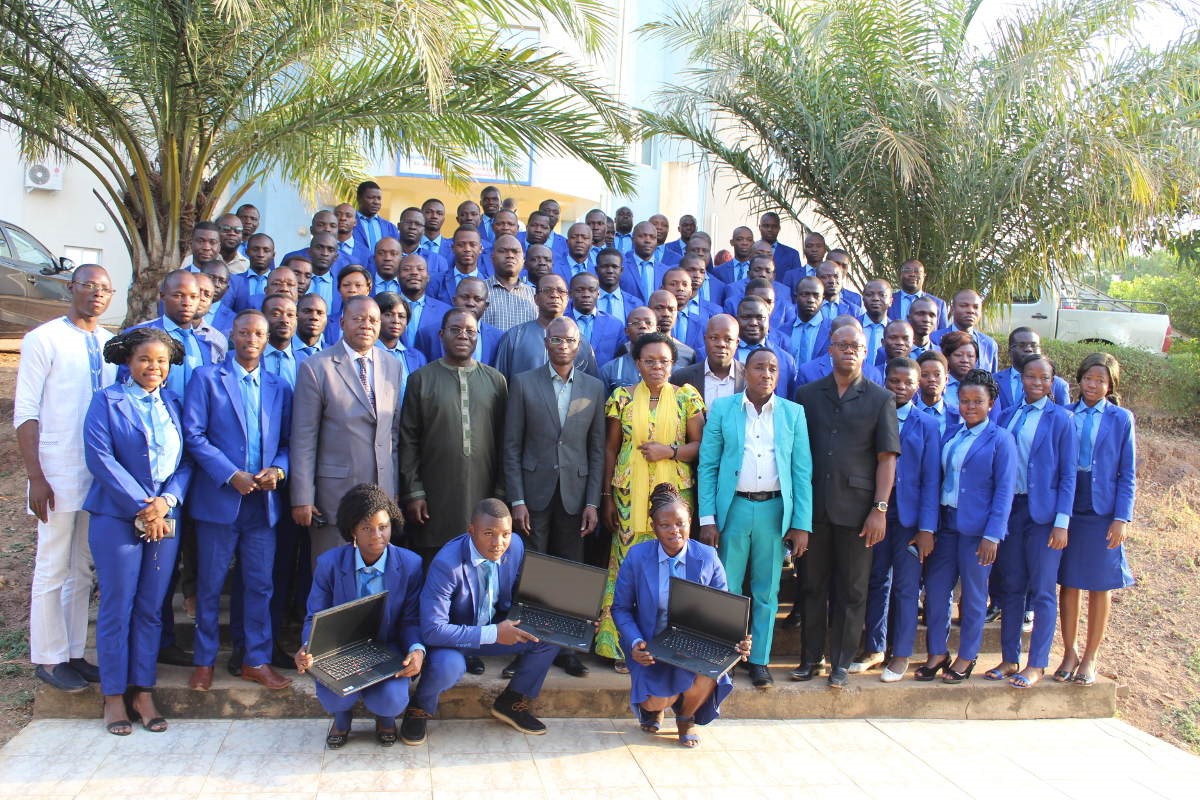 Don d’outils informatiques aux étudiants de master en planification