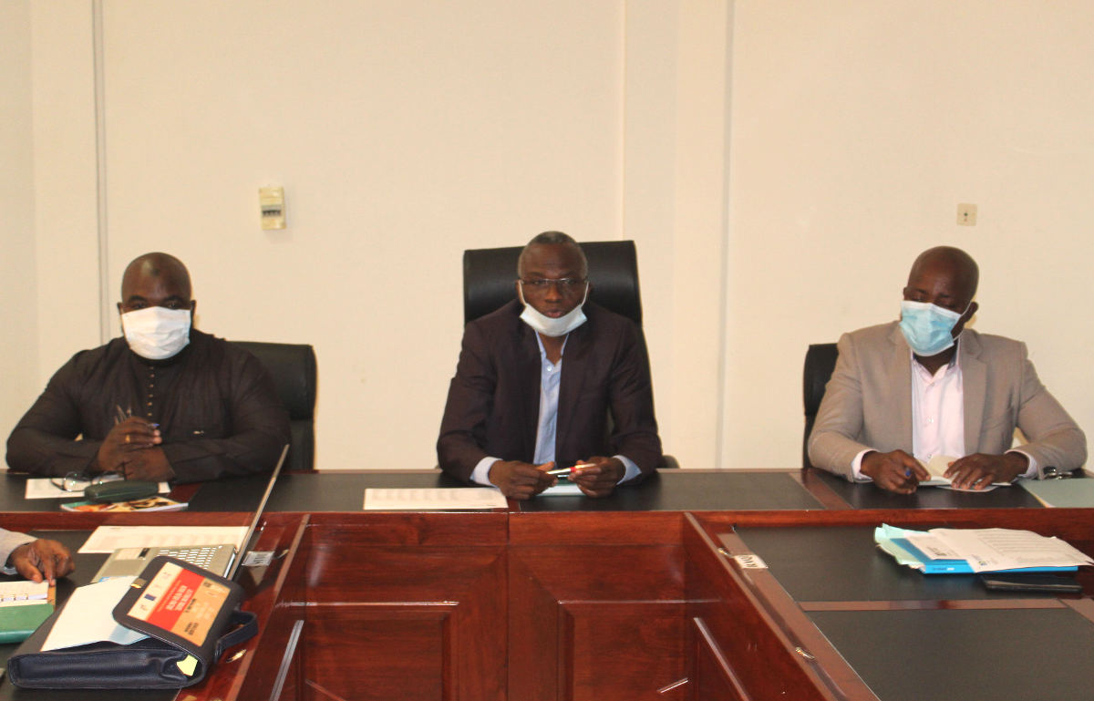 Le conseil autour de la table