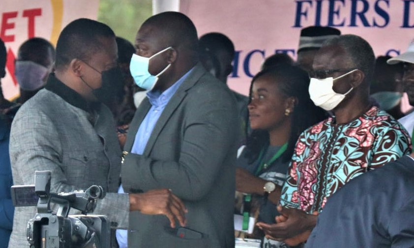 Le président de l’Université de Kara sur les sites de lutte Evala